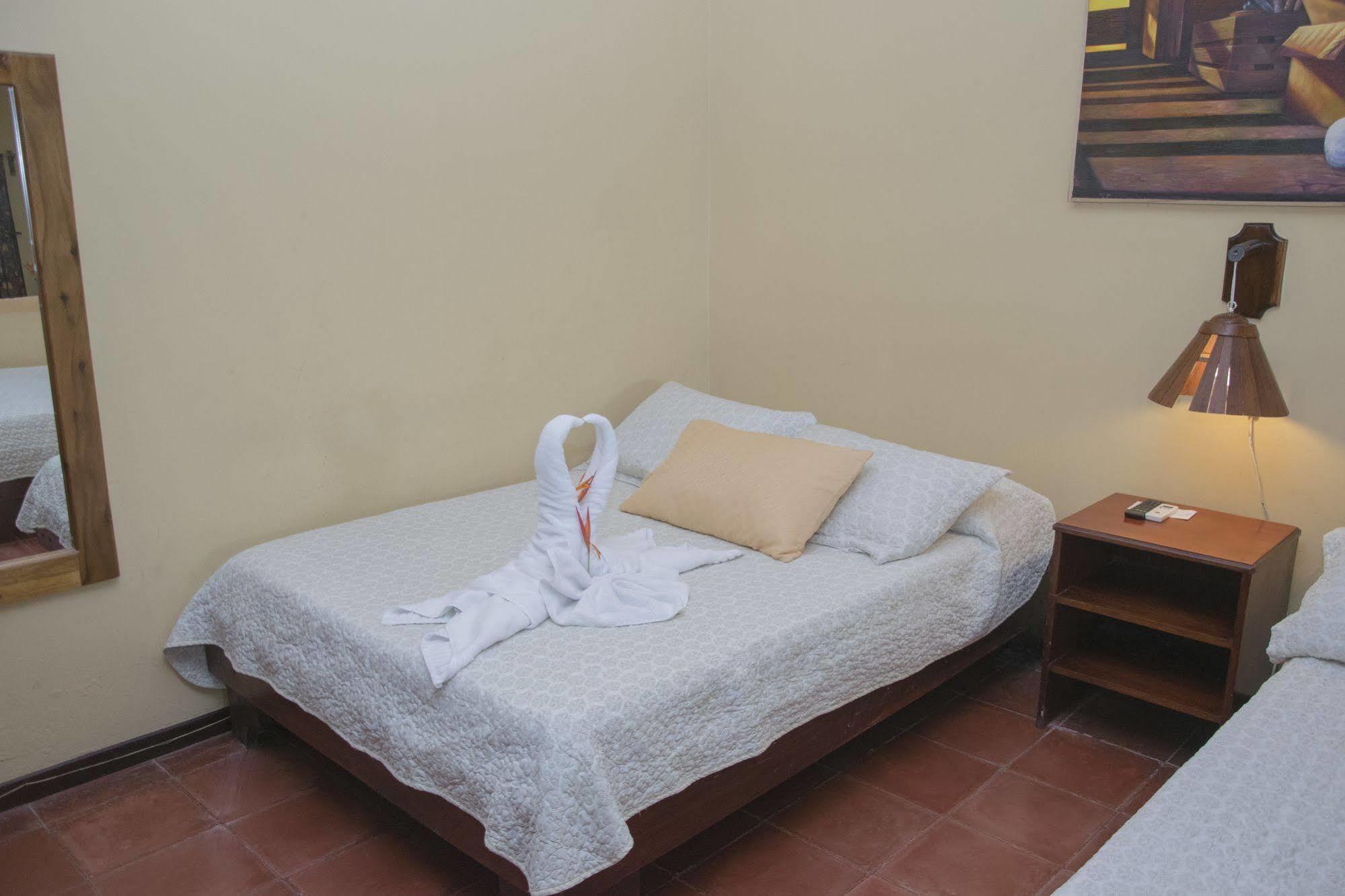 Condominio Villas El Parque Manuel Antonio Buitenkant foto