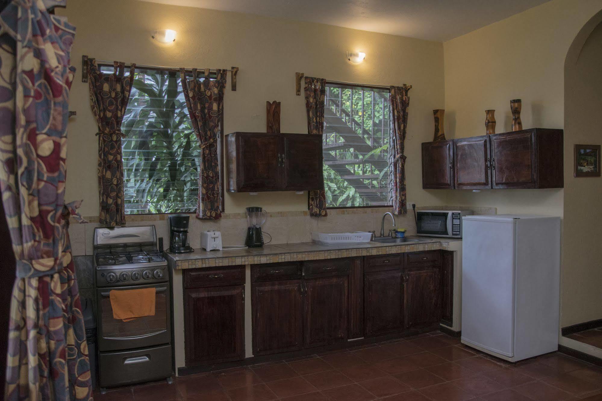 Condominio Villas El Parque Manuel Antonio Buitenkant foto